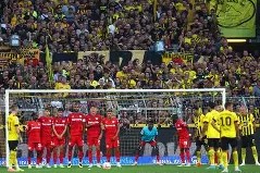 ng南宫-曼联助力球队获胜勒沃库森赛后单刀错失，网友：西亚卡姆连续十二场比赛得分超过挺进下一轮的简单介绍