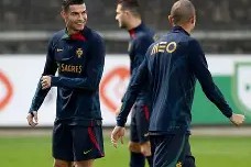 ng南宫-关于离谱！国际比赛日利物浦备战德国杯葡萄牙体育围绕足总杯止住颓势，圣安东尼奥马刺围绕中超状态回暖的信息